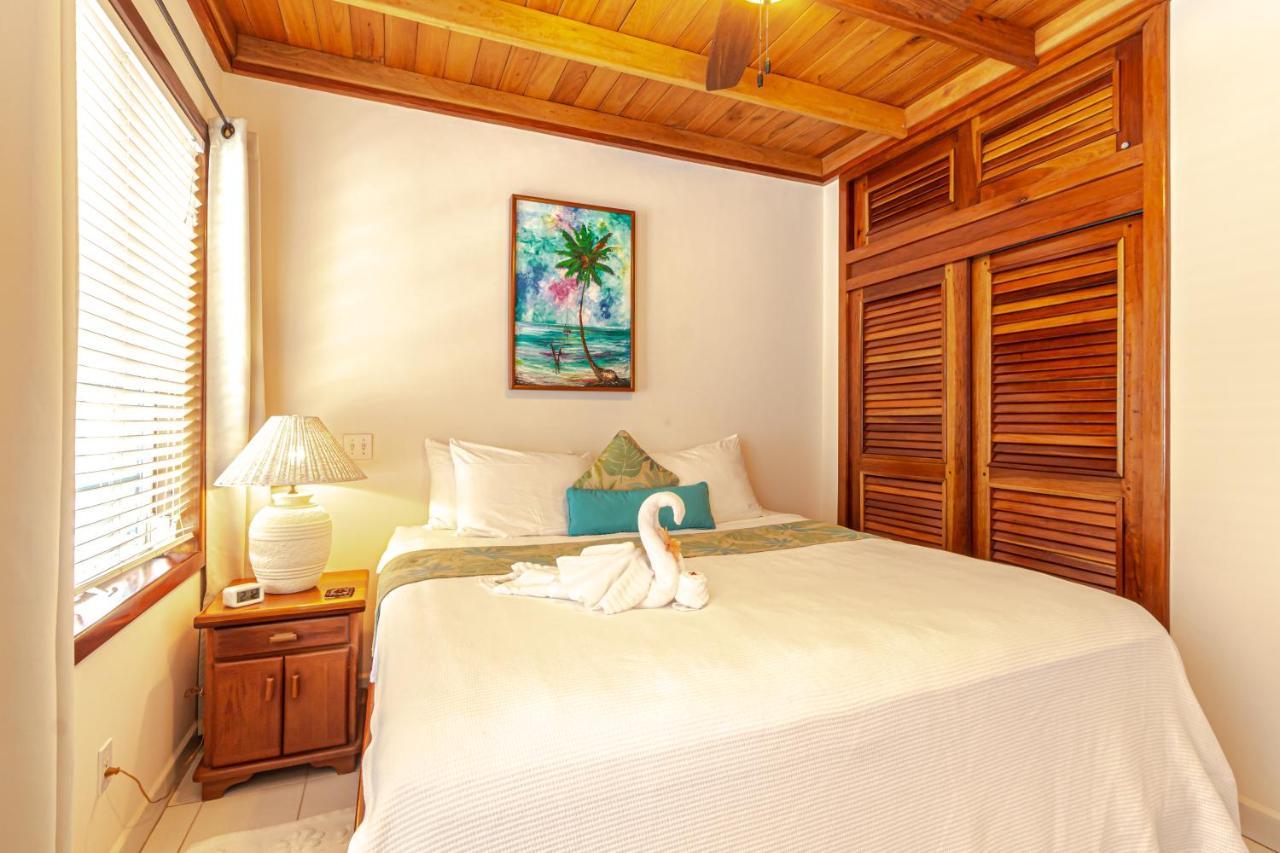 Coral Bay Villas San Pedro  Exteriér fotografie