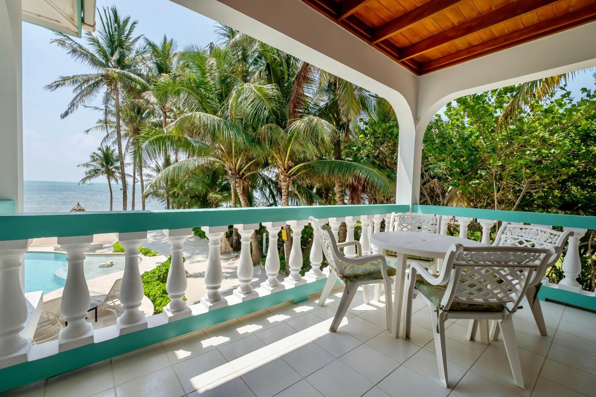 Coral Bay Villas San Pedro  Exteriér fotografie